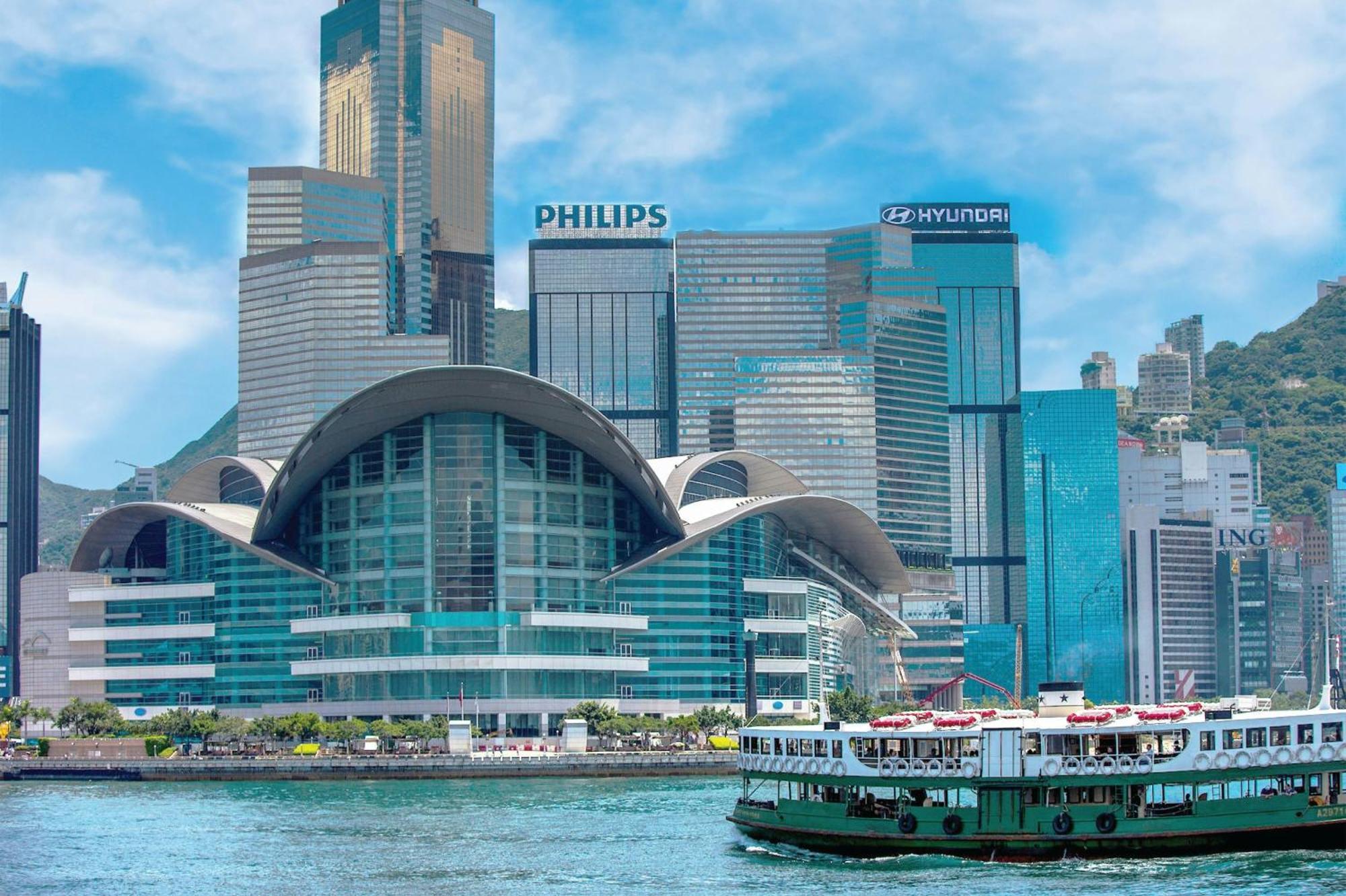 Renaissance Hong Kong Harbour View Hotel Exterior photo